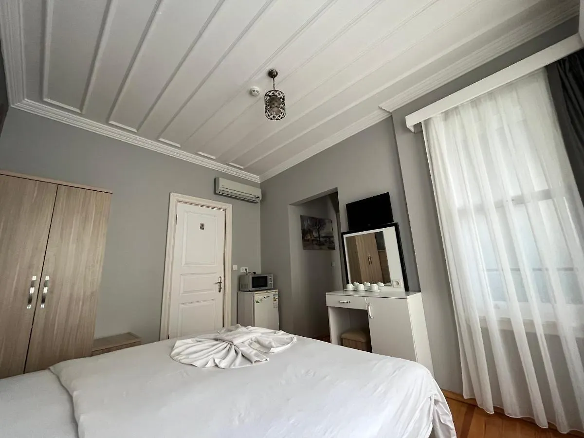 Jasmine Apart & Boutique Hotel Стамбул 2*,